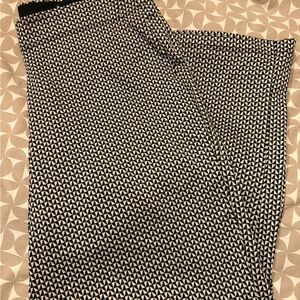 Max Studio Black and White Geometric Pants (Plus Size)